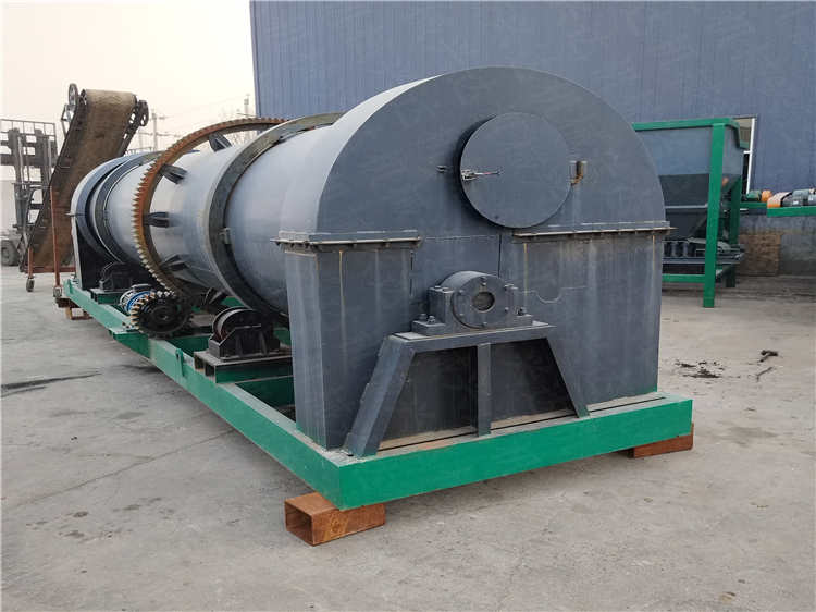 新型有機(jī)復(fù)混肥造粒機(jī)的優(yōu)勢和特點(diǎn)介紹